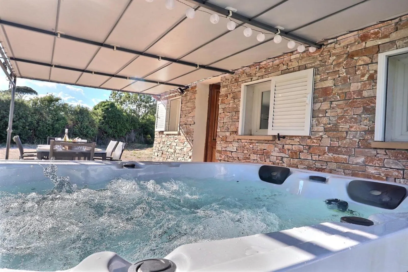 Maison Du Sud Avec Jacuzzi Le Luc